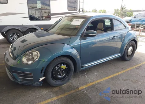 2018 Volkswagen Beetle 2.0T Coast/2.0T S from USA, damaged, VIN 3VWFD7AT5JM706022